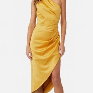 ELLIATT Cassini Gold Yellow One Shoulder Midi Dress